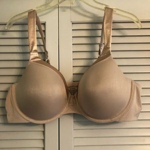 Vanity Fair 42C underwire bra.  Beige. Full coverage